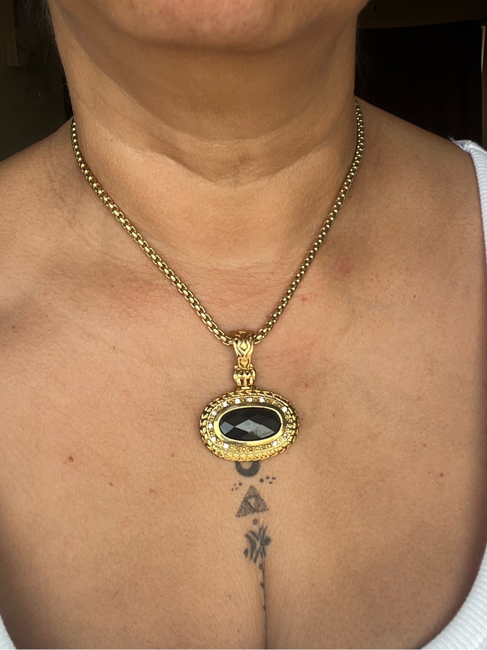 JC Gold Tone Convertible Black Gem Pendant Necklace - Picture 2 of 8